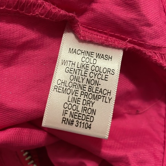 Madison Windbreaker Women Size S Pink Fuschia Lightweight Water Resistant - Picture 12 of 14